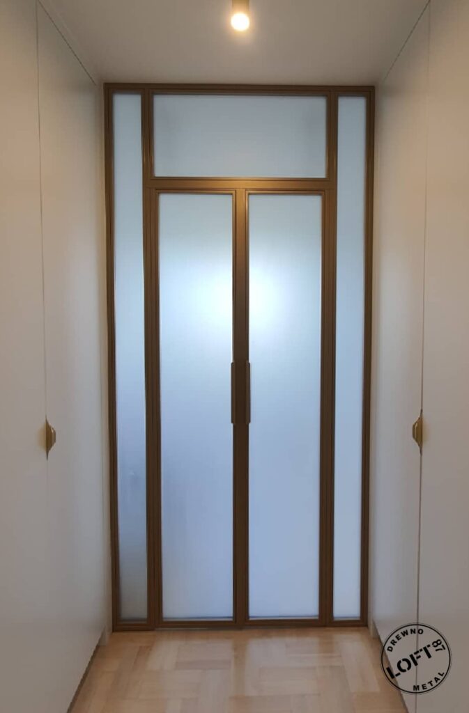 Drzwi loftowe otwierane